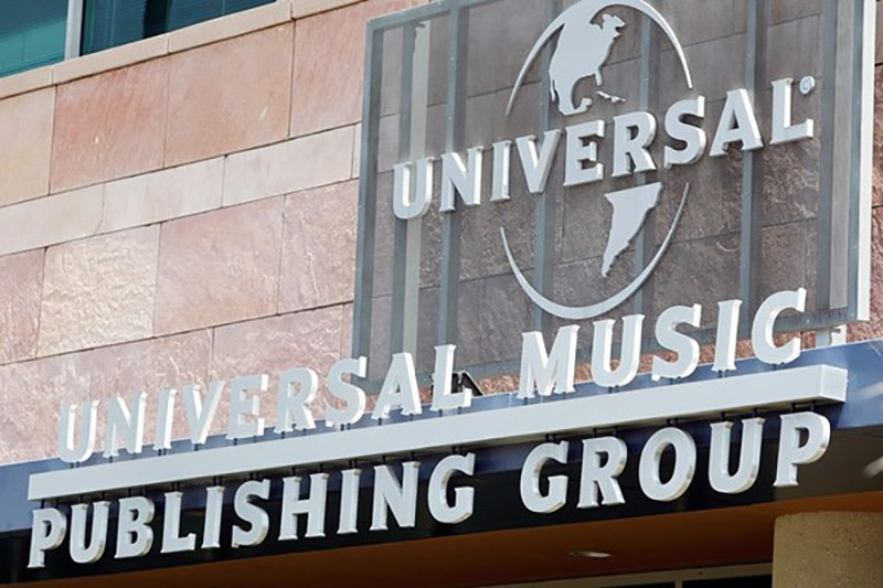 Universal Music Group là công ty sáng lập Vevo