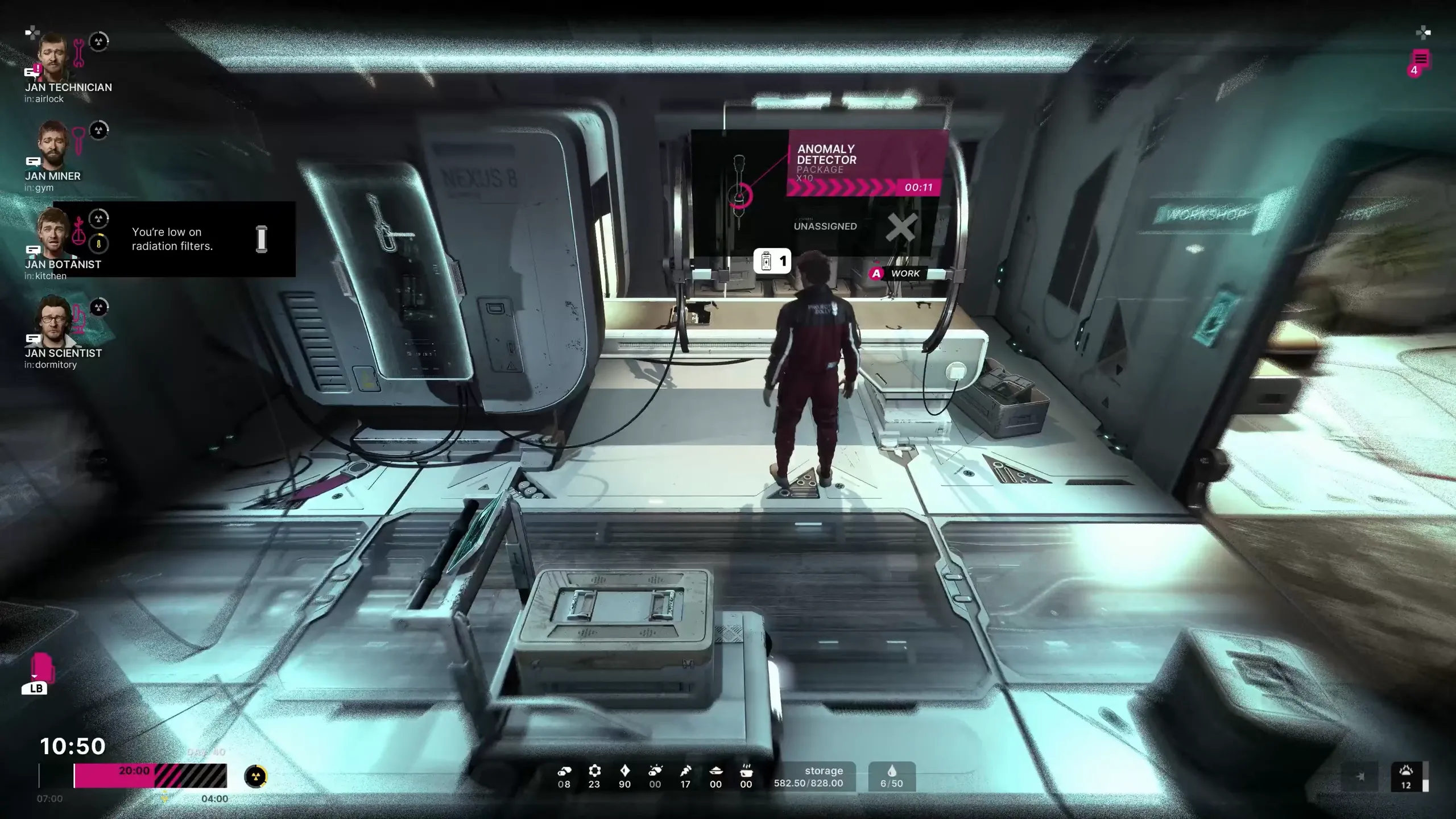 Ảnh chụp màn hình từ trailer The Alters hé lộ các phiên bản khác nhau của nhân vật chính Jan Dolski