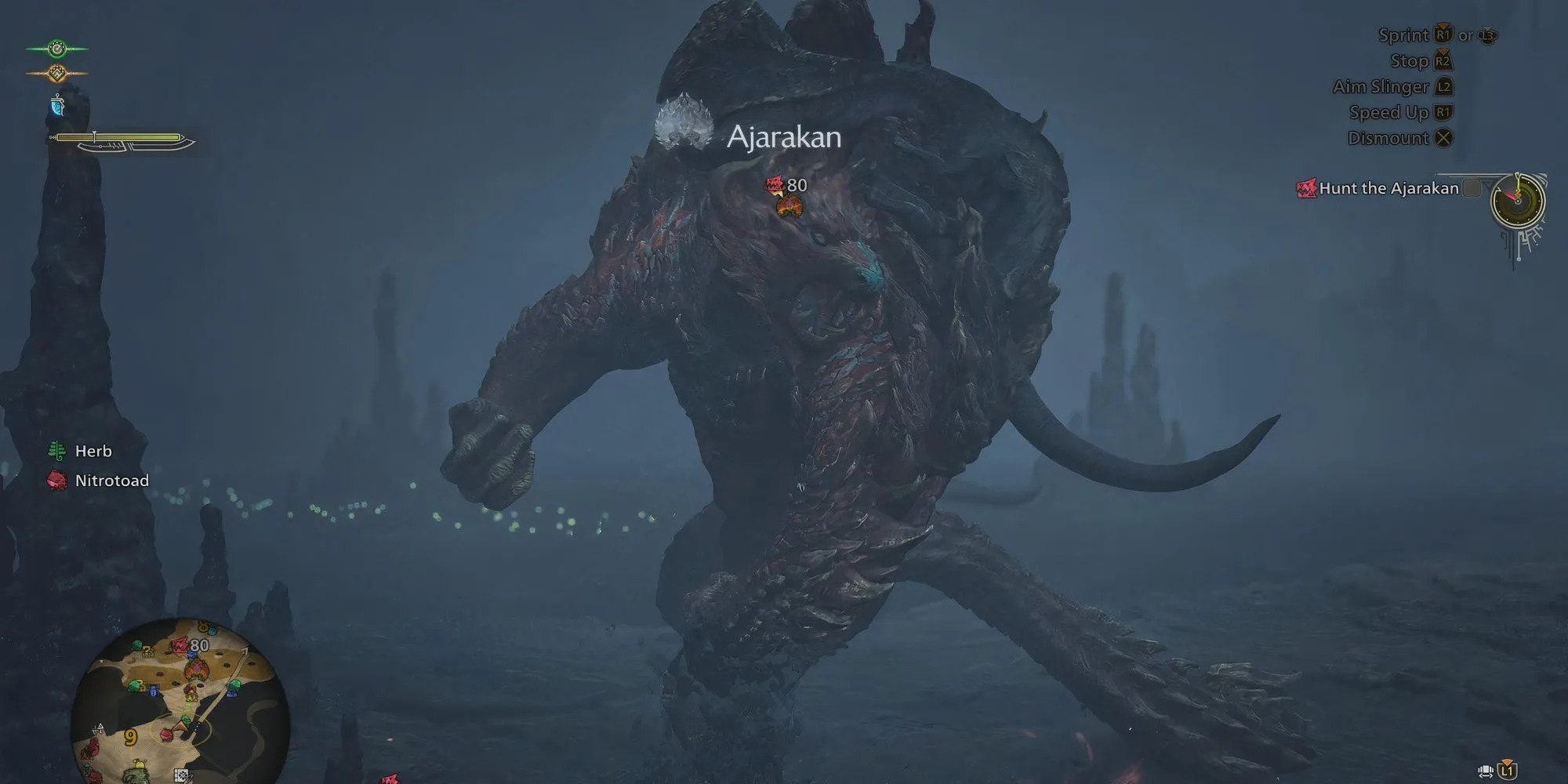 Quái thú Ajarakan trong Monster Hunter Wilds với bộ lông màu cam rực lửa