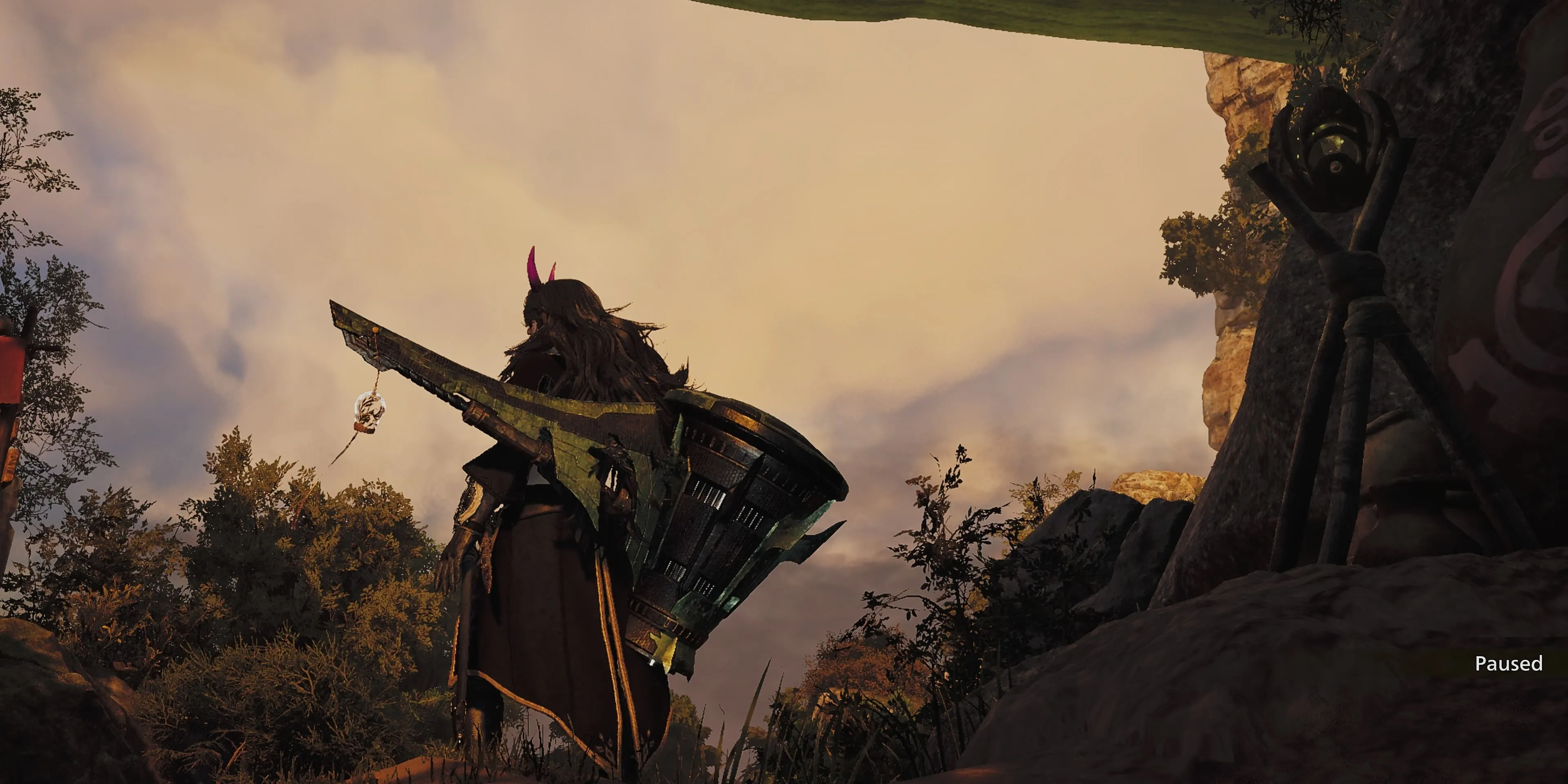Thợ săn sử dụng vũ khí hạng nặng trong Monster Hunter Wilds