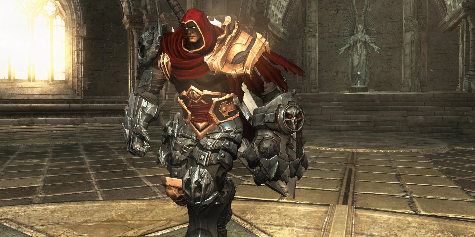 Chiến tranh (War), một Kỵ sĩ Khải Huyền, quay lưng nhìn một bức tượng trong game Darksiders