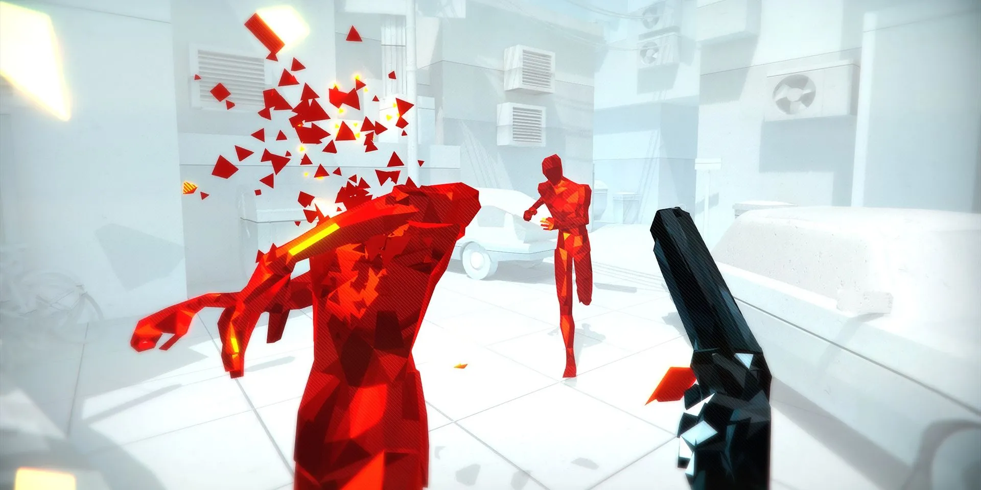 Gameplay Superhot với đồ họa tối giản màu đỏ và kẻ thù bị đóng băng thời gian