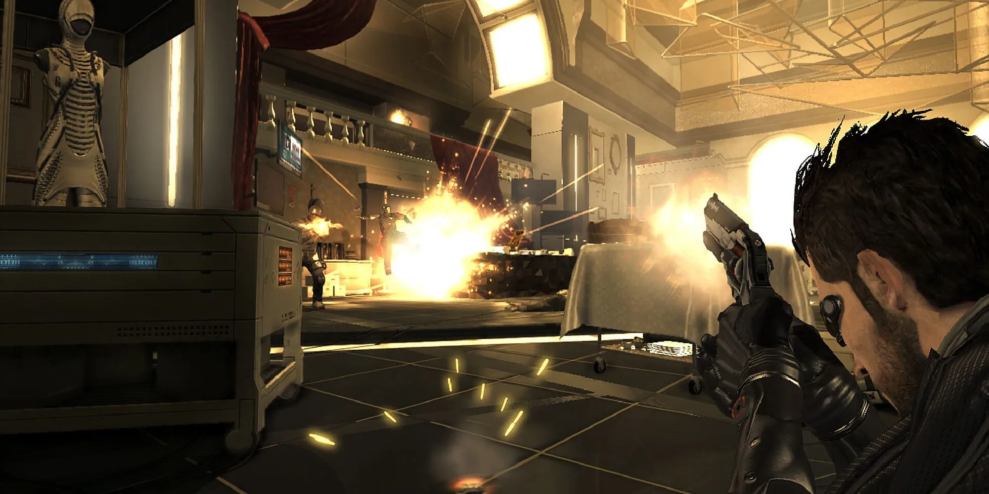 Adam Jensen đối mặt với nguy hiểm trong Deus Ex: Mankind Divided, với bối cảnh thành phố u ám phản ánh sự phức tạp của trò chơi.
