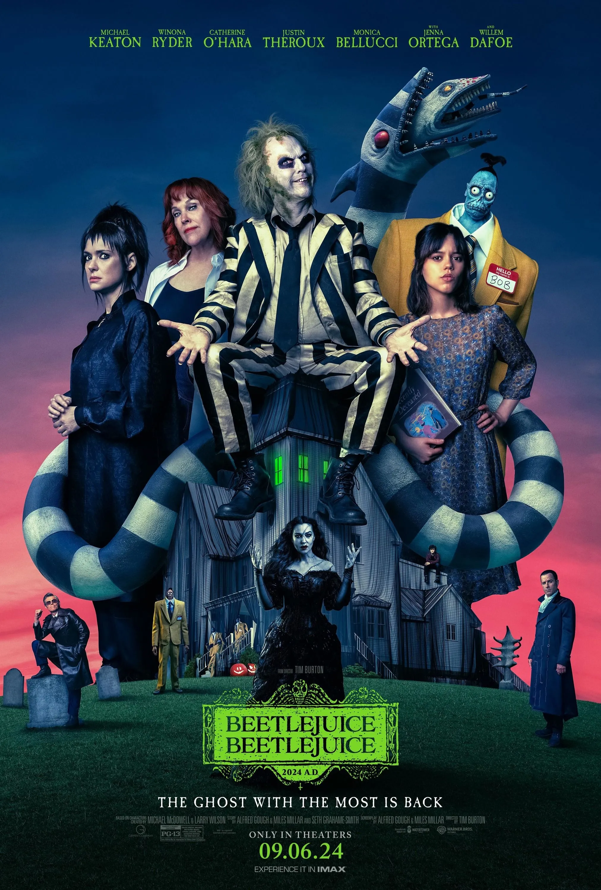 Áp phích phim Beetlejuice Beetlejuice năm 2024: Michael Keaton và Jenna Ortega trong trang phục đặc trưng