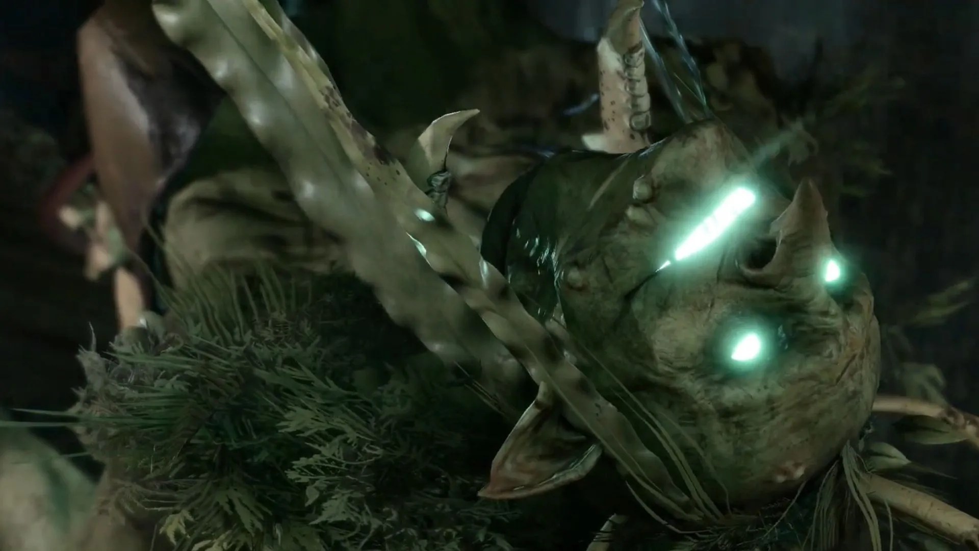 Dùng phép Speak With Dead lên Auntie Ethel, mắt miệng sáng xanh nhưng giọng nói sắc sảo