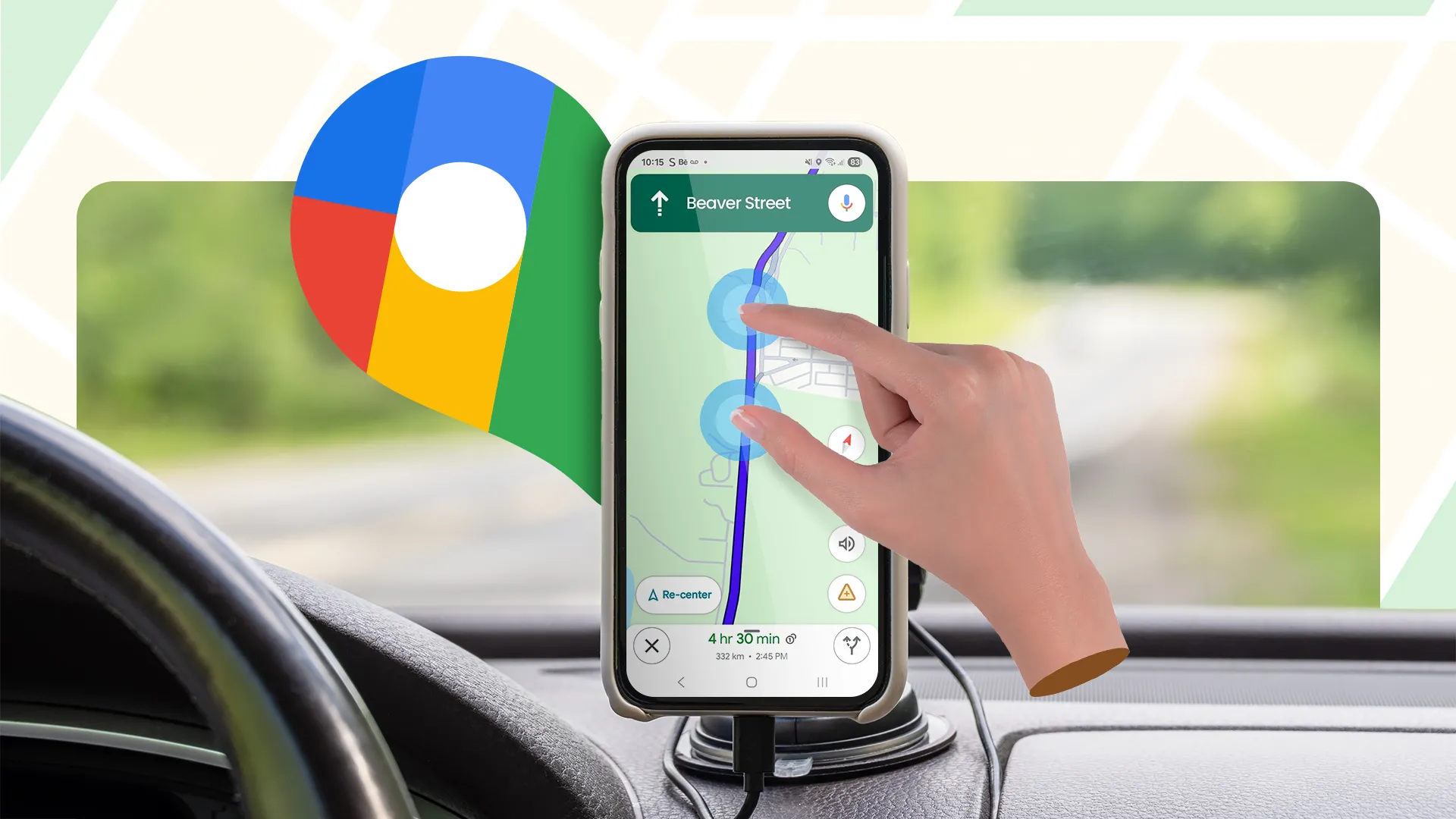 Một bàn tay thực hiện thao tác chụm trên điện thoại hiển thị dẫn đường Google Maps trong ô tô — minh hoạ cho nâng cấp giao diện và báo cáo sự cố.