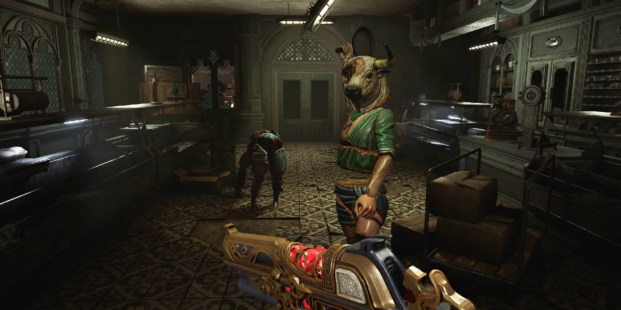 Tượng đầu bò đặt trong một quán cafe của Crisol, phản ánh sự kết hợp giữa biểu tượng văn hóa và yếu tố thần thoại bị biến dạng